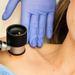 Dermatolog